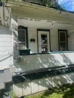 1262 E Logan ST, Decatur, IL 62526