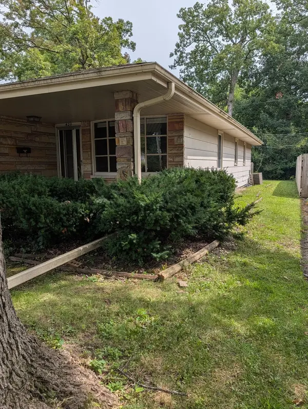420 Earl AVE, Joliet, IL 60436