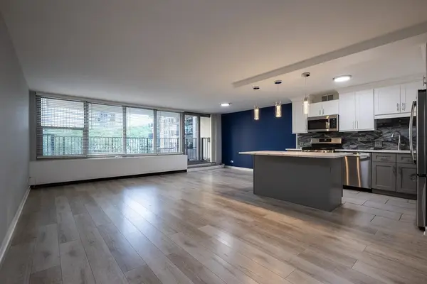 400 E Randolph ST #825, Chicago, IL 60601