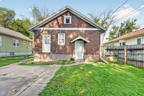 823 Pershing BLVD, Clinton, IA 52732