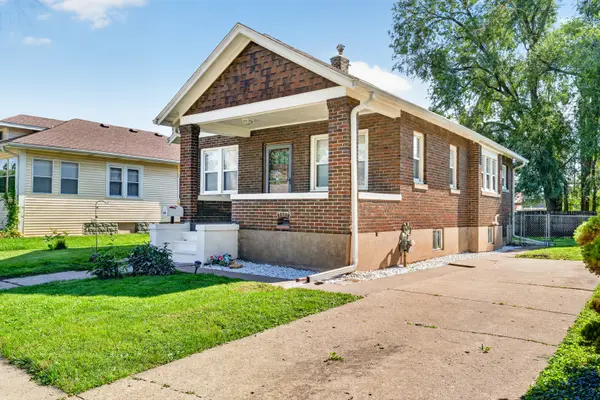 823 Pershing BLVD, Clinton, IA 52732
