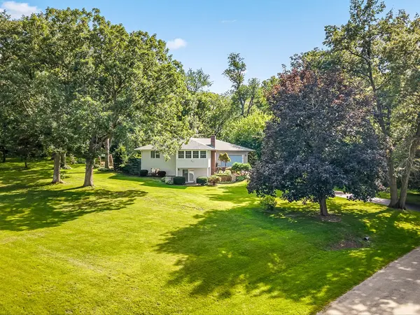 572 Baintree RD, Davis, IL 61019