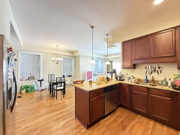 1524 W Birchwood AVE #2, Chicago, IL 60626