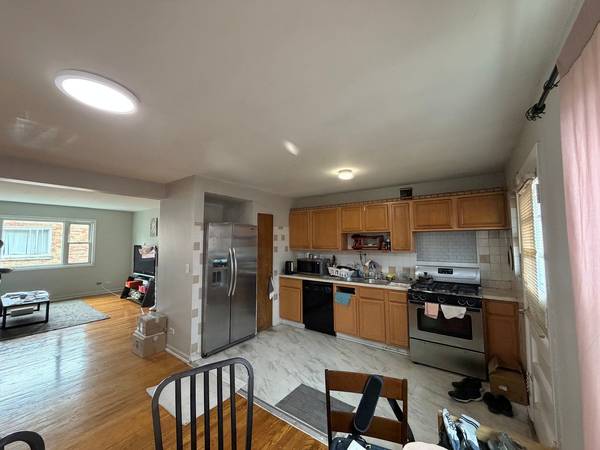 6338 N Kedzie AVE #2W, Chicago, IL 60659
