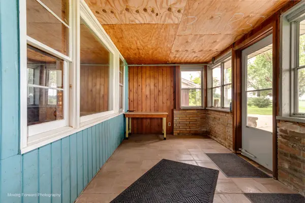 40W867 Big Timber RD, Hampshire, IL 60140