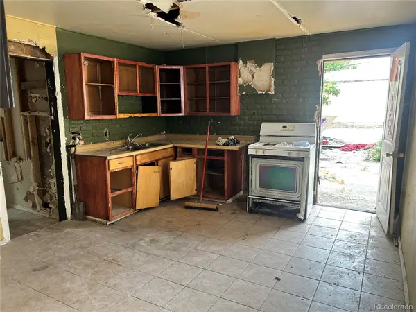 619 E 11th ST, Pueblo, CO 81001