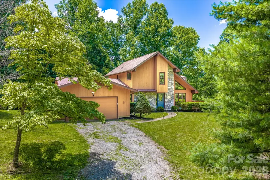 340 Sugar Hollow RD, Fairview, NC 28730