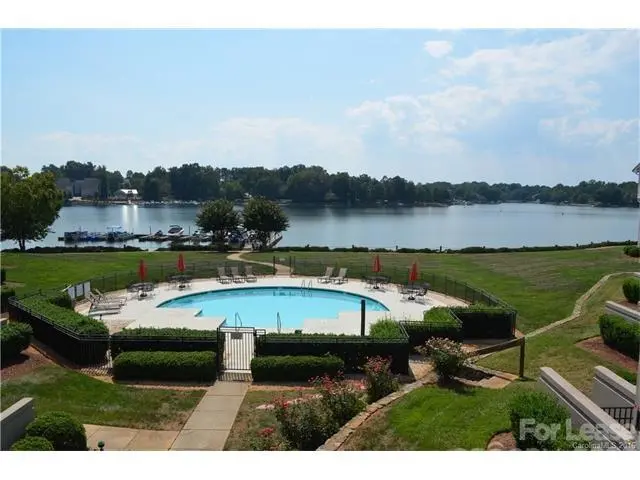 1313 Torrence CIR, Davidson, NC 28036
