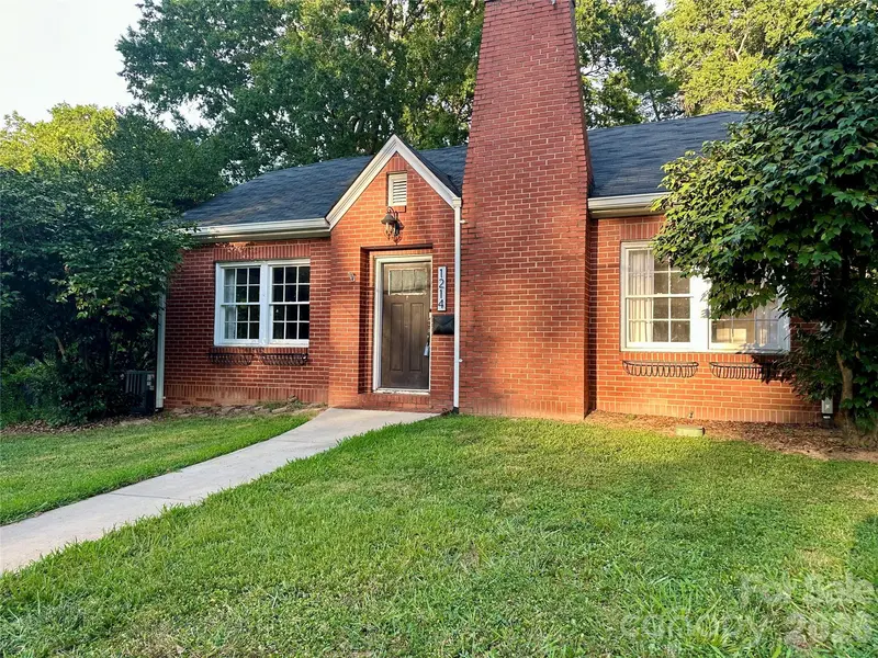 1214 S York ST, Gastonia, NC 28052