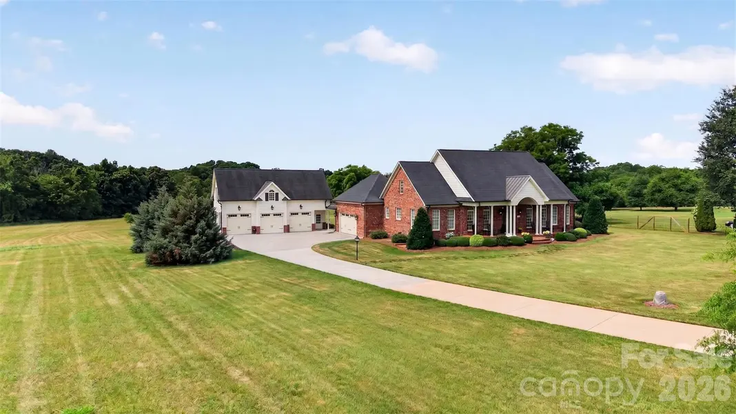 2395 Spencer RD, Archdale, NC 27263