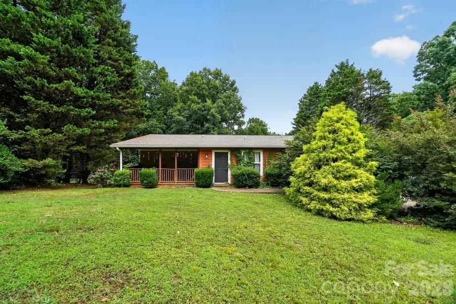 101 White Rock RD, Grover, NC 28073
