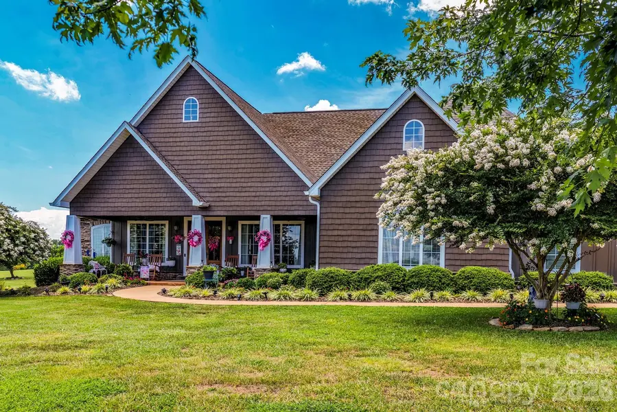 1109 Morningstar Lake RD, Forest City, NC 28043