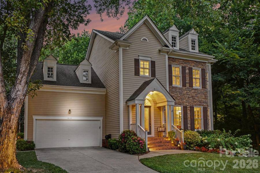 7814 Hollow Oaks LN, Waxhaw, NC 28173