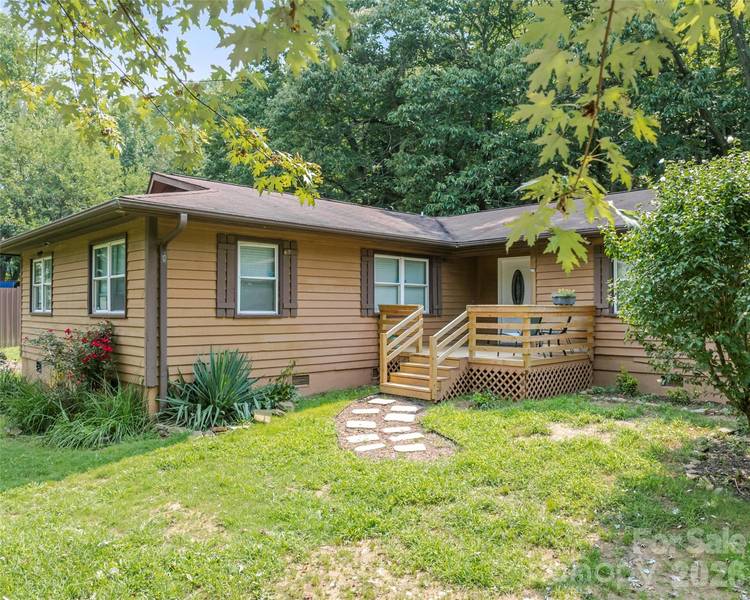 2100 Pisgah HWY, Candler, NC 28715