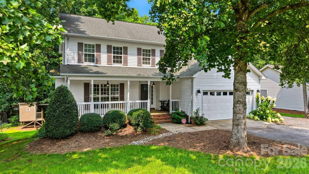 4857 32nd Street LN NE, Hickory, NC 28601