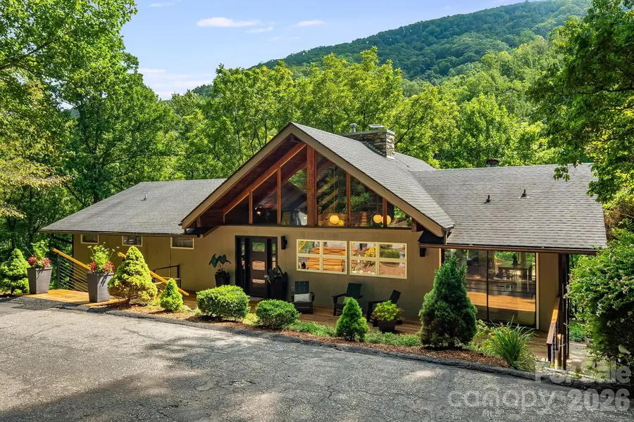 2752 Gerton HWY, Gerton, NC 28735