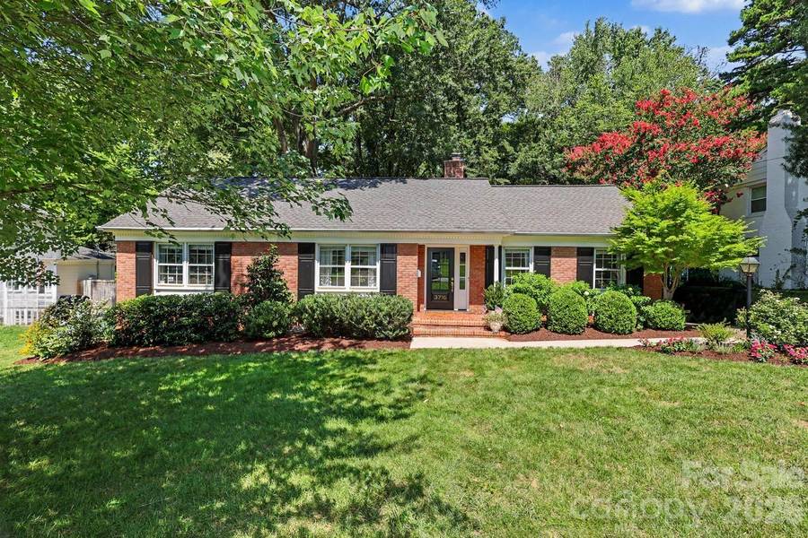 3716 Severn AVE, Charlotte, NC 28210