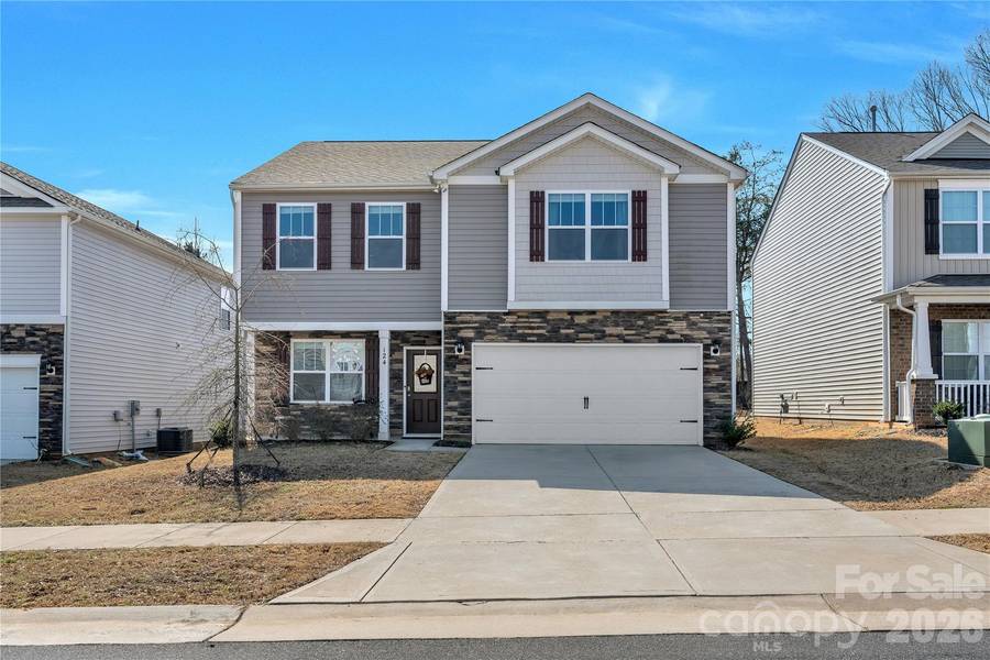 124 Sequoia Forest DR, Mooresville, NC 28117