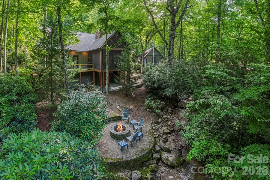35 Flint Ridge RD, Bryson City, NC 28713