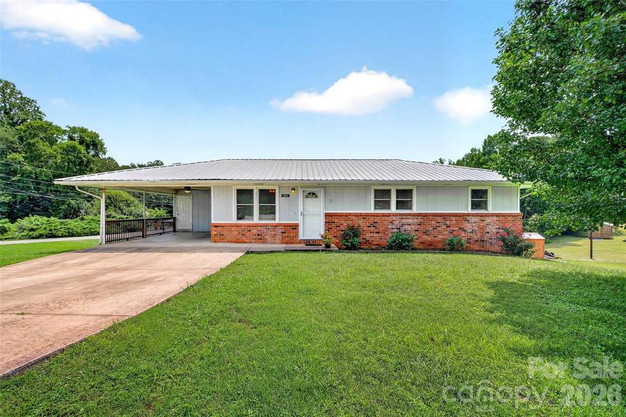 224 Cherokee WAY, Marion, NC 28752