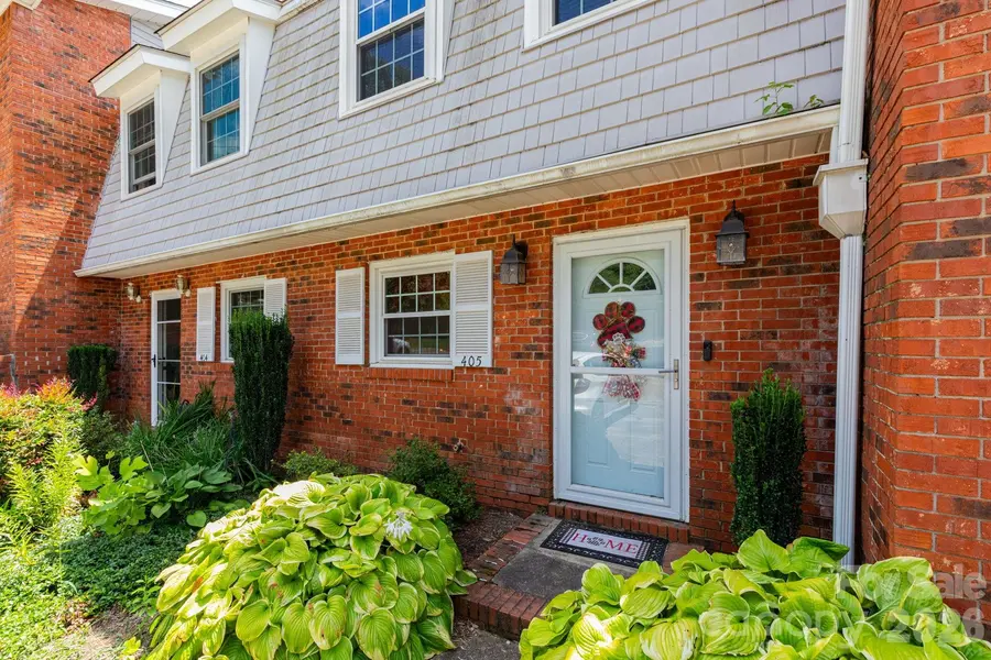 405 Southway Garden RD, Arden, NC 28704