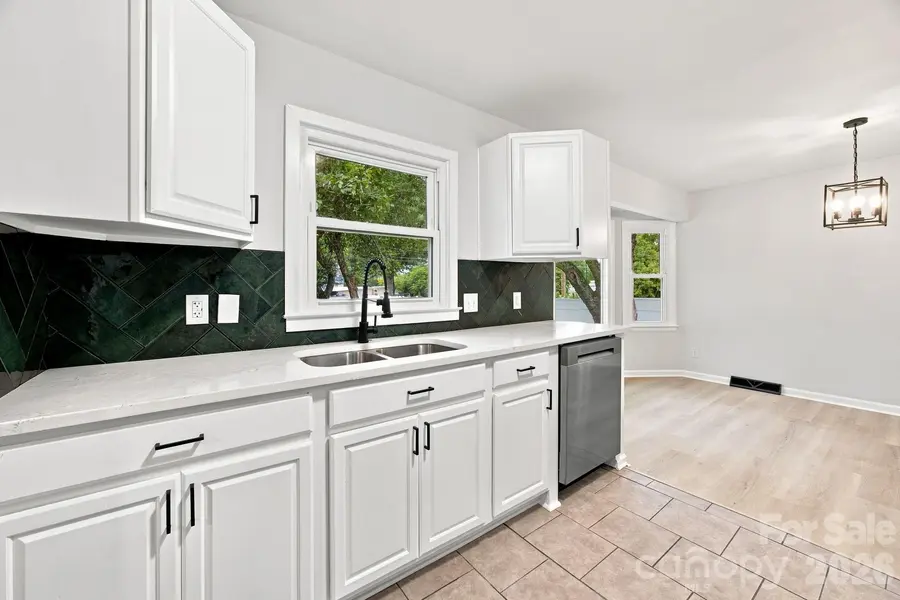 4100 Sudbury RD, Charlotte, NC 28205