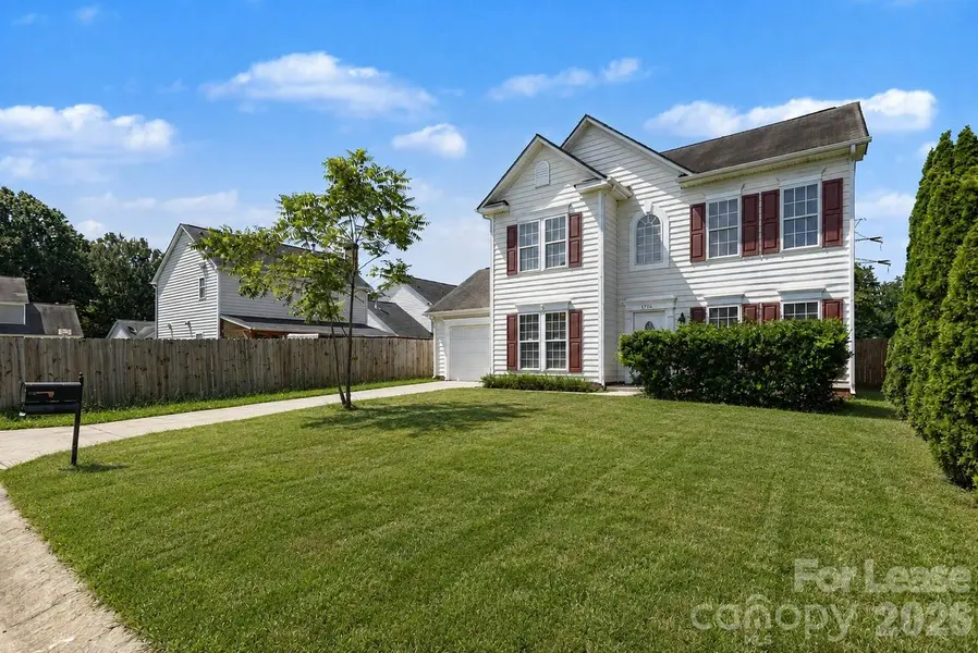 1716 Starling CT, Charlotte, NC 28213