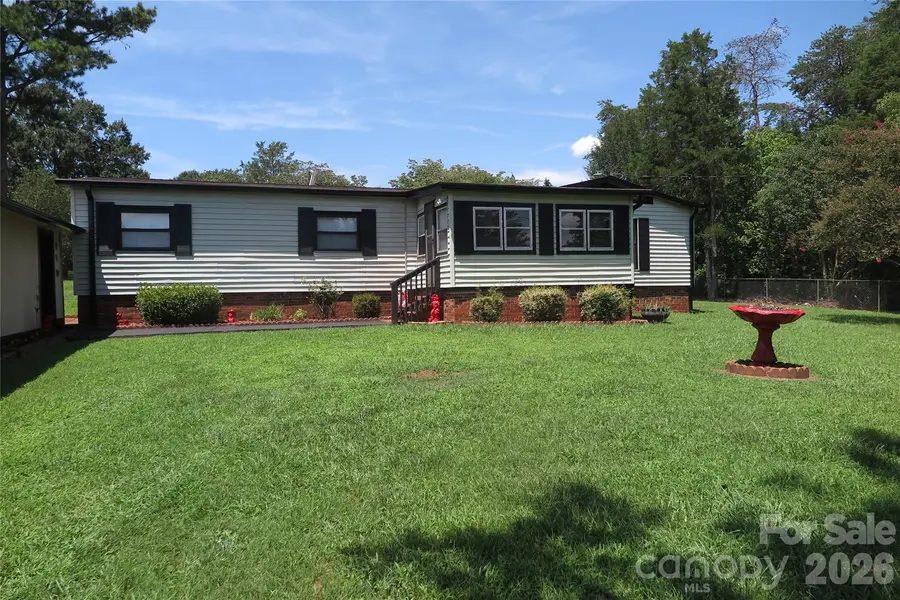 1042 Bexley LN, Lincolnton, NC 28092