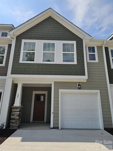 29 Oleetah Falls WAY, Hendersonville, NC 28792