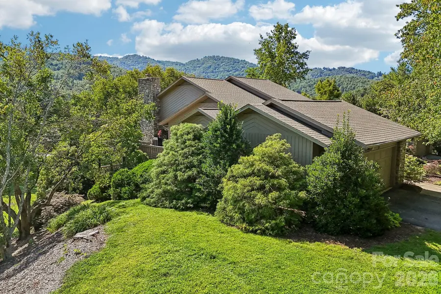 15 Stony RDG, Asheville, NC 28804