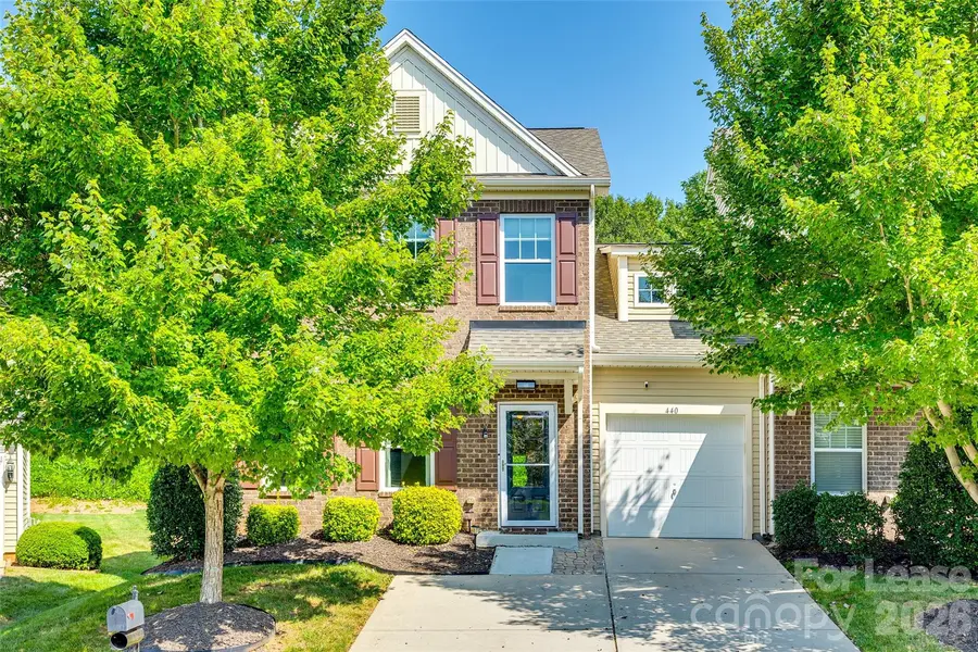 440 Battery CIR, Clover, SC 29710