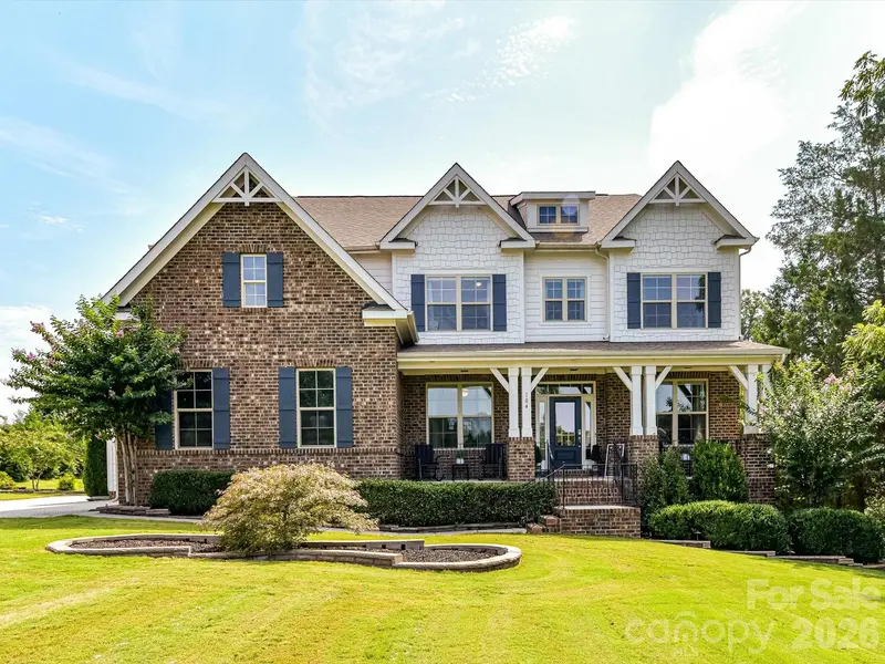 104 Sweet Grass LN, Mooresville, NC 28115