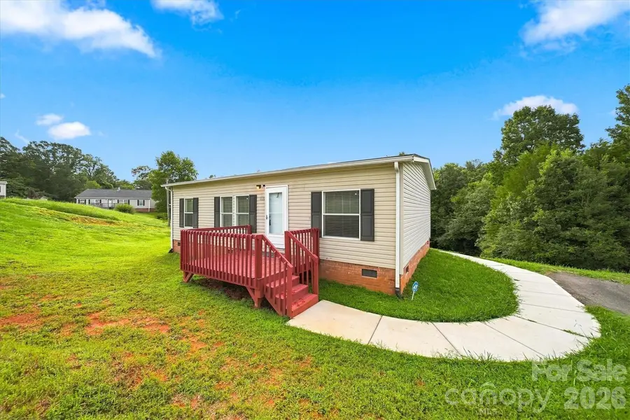 8660 Hollywood DR, Connelly Springs, NC 28612