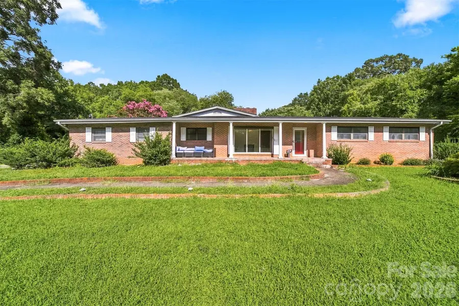 324 Northwood PARK, Taylorsville, NC 28681