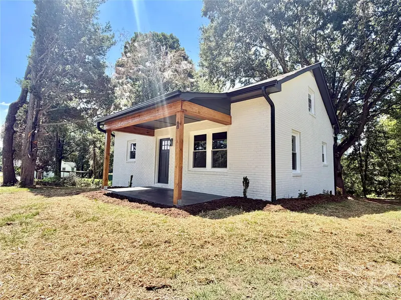 88 Polk ST, Taylorsville, NC 28681