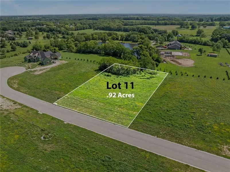 13311 Winner's CIR, Smithville, MO 64089