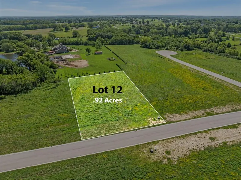 13307 Winner's CIR, Smithville, MO 64089