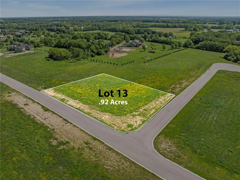 13303 Winner's CIR, Smithville, MO 64089