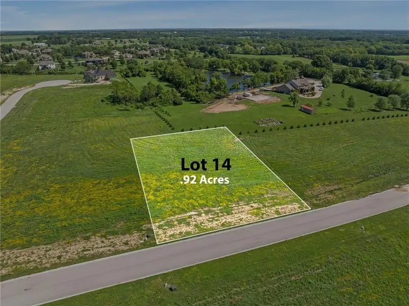 7200 NE 133rd ST, Smithville, MO 64089