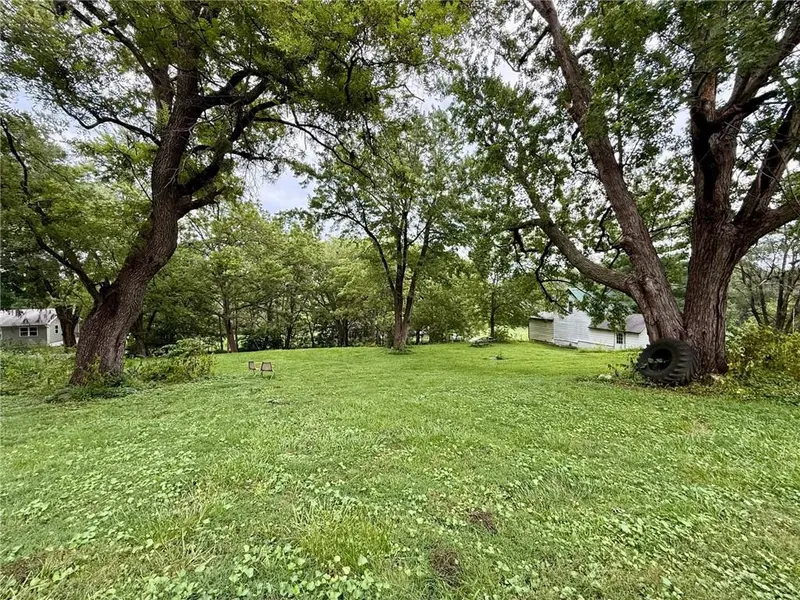 501 Spring ST, Mound City, MO 64470