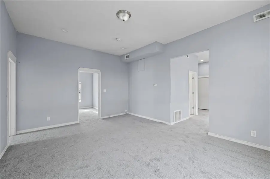 610 ST LOUIS AVE, Excelsior Springs, MO 64024