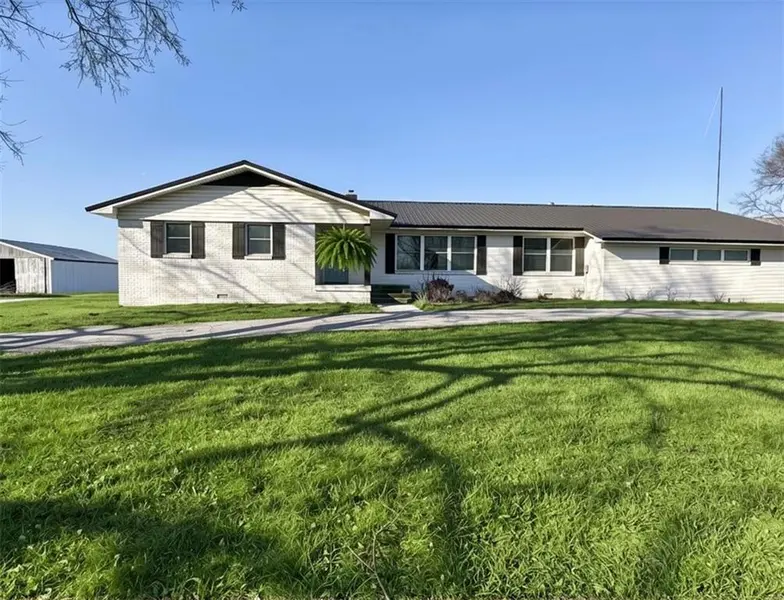 5120 SW 10th ST, Columbus, KS 66725