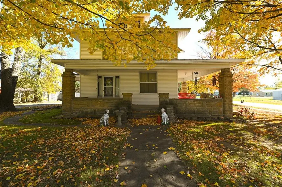 909 S Main ST, El Dorado Springs, MO 64744