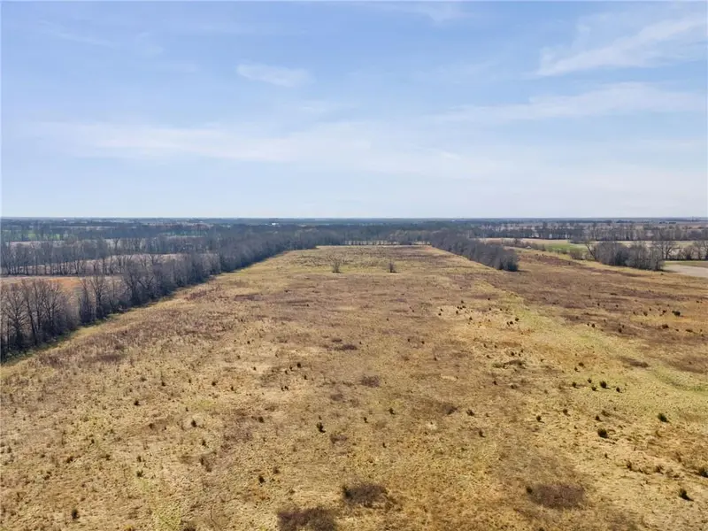 Iguana RD, Brookfield, MO 64628