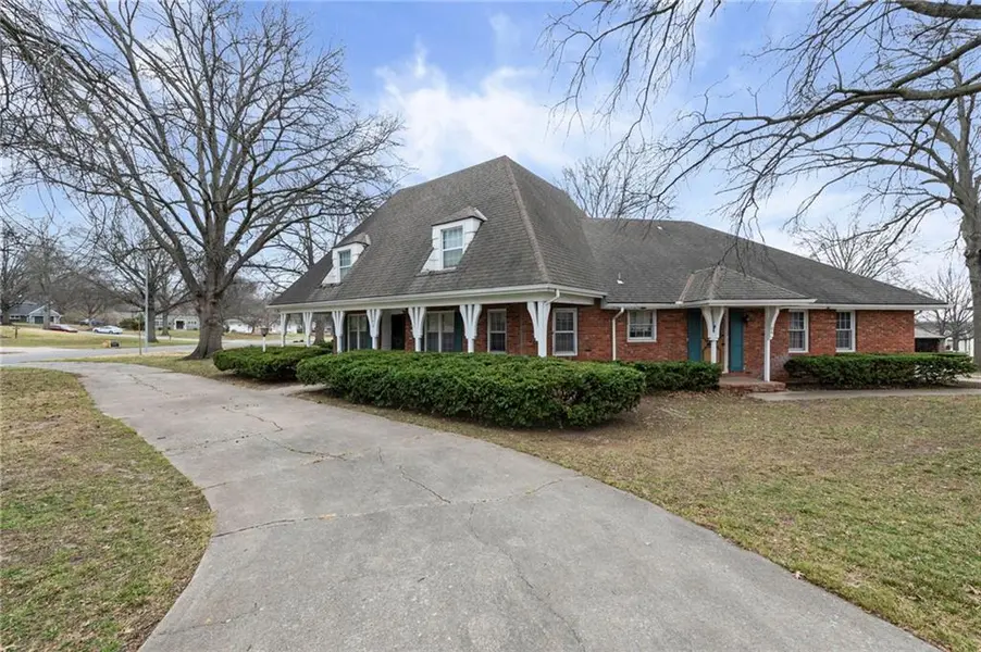 11415 Minor DR, Kansas City, MO 64114