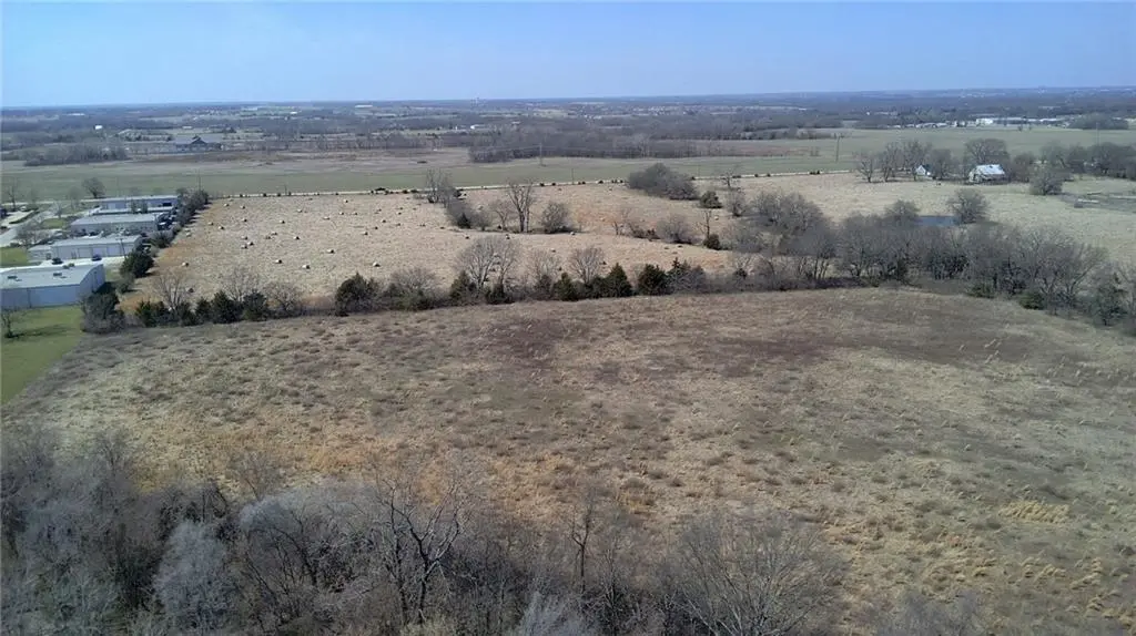 20305 Metcalf AVE, Bucyrus, KS 66013
