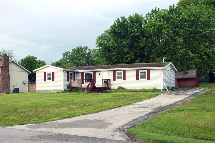 16103 Eastern AVE, Belton, MO 64012