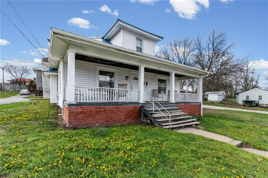 111 N Virginia ST, Carrollton, MO 64633