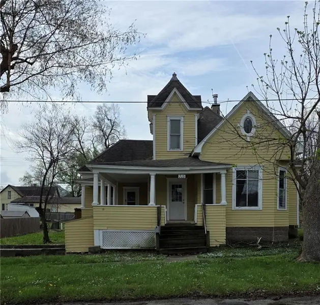 715 W 4th ST, Cameron, MO 64429