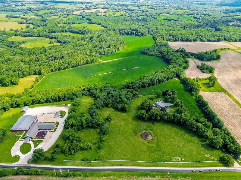 5825 Z HWY, Edgerton, MO 64444